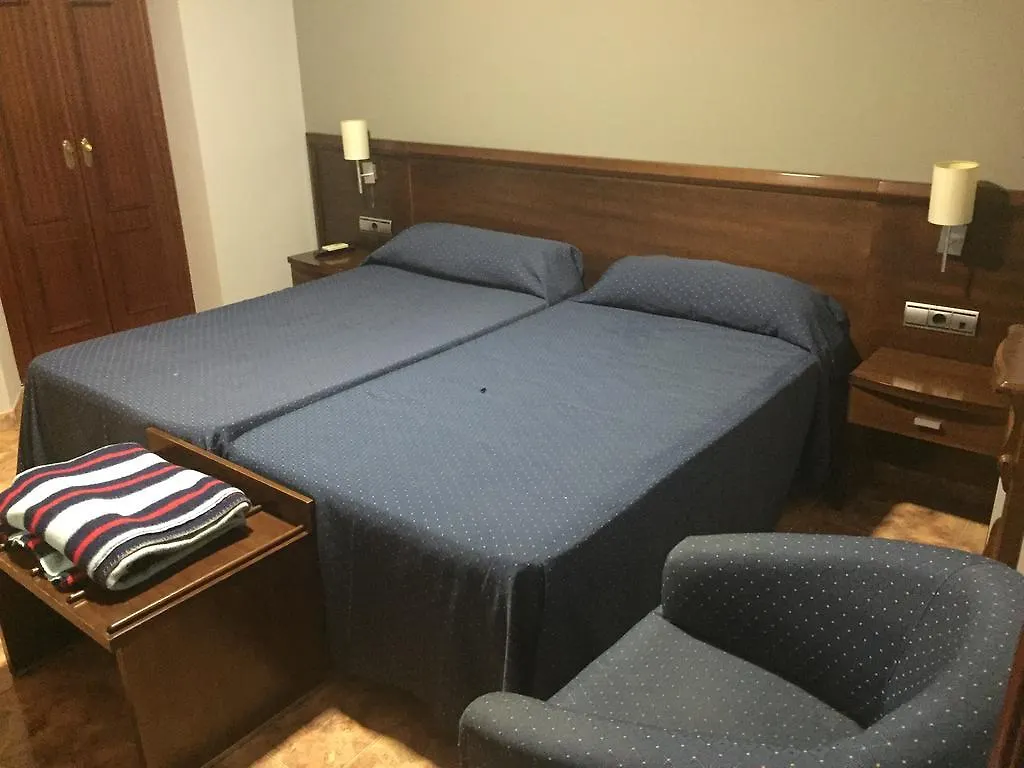 Hostal Restaurante Garballo Moraleda De Zafayona 게스트하우스