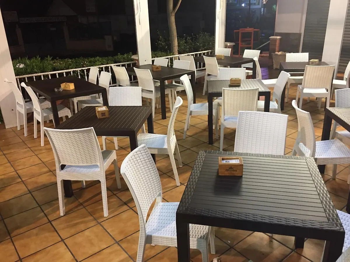 Hostal Restaurante Garballo Moraleda De Zafayona 0*,  스페인